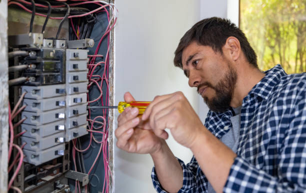 Best Local Electrician Companies  in Azle, TX